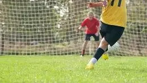 【烽火燃情】2025137双色球12红2蓝精准选号攻略，惊喜福利等你来！